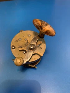 Pflueger Capitol No 1989 Fishing Reel VTG - Picture 1 of 5