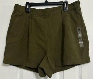 Tommy Hilfiger Women’s Size M TH Flex 5 1/2” High Rise Pull On Short Olive Green - Picture 1 of 19