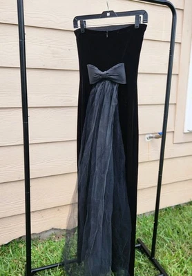  Vestido tubo vintage Jessica Mcclintock con tul en la espalda vestido GUNNE SAX Foto 1 de 4