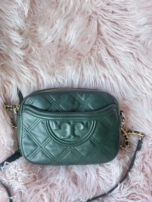 Tory Leather Green Camera Bag - Image 1 of 4