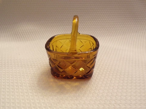VTG Mini Amber Glass Basket Cover
