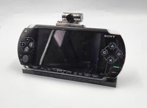 PSP Playstation Soporte de Pantalla Portátil Sala de Juegos Soporte Retro - Imagen 1 de 2
