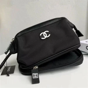 New CHA-NELSparkling Black Cosmetic Makeup Pouch Make-Up Case Clutch Bag Decor - Picture 1 of 11