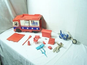 EVEL KNIEVEL SCRAMBLE VAN mit Figur Chopper Zubehör - Bild 1 von 13