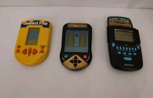 Vintage Handheld Electronic Games Connect Four, Deal Or No Deal, Solitaire Lot 3 - Picture 1 of 14