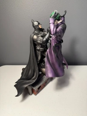 Estatua Batman Arkham Origins Edición Coleccionista SOLO-Ver Fotos Batman vs Joker Foto 1 de 4