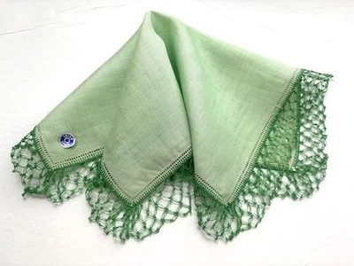 VINTAGE HANKY 1940s IRLANDÊS PURO LINHO MÃO CROCHÊ BORDA EM VERDE NOVO COM ETIQUETA - Imagem 1 de 3