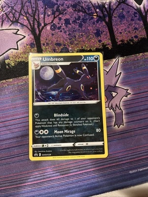Umbreon SWSH129 SWSH: Sword & Shield Promo Cards Holo - Image 1 of 2