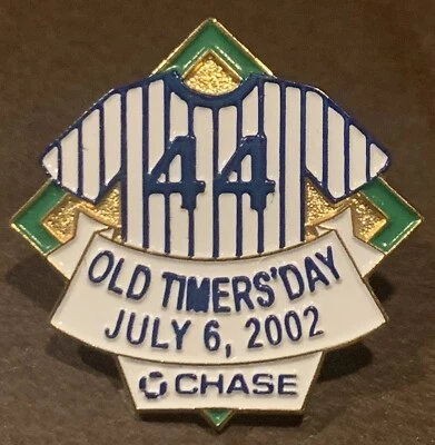 CHASE JULY 6, 2002 NEW YORK YANKEES SGA OLD TIMERS DAY REGGIE JACKSON #44 PIN - Image 1 of 4