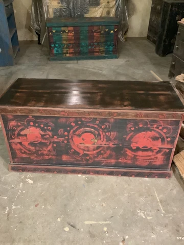 Blanket Chest. Black and Red. 48" longx 18" wide x24" high Cover