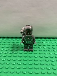 LEGO Marvel Super Heroes: War Machine with Gray/Silver Armor Minifigure (sh066) - Picture 1 of 1