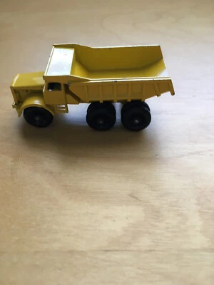 MATCHBOX NO.6 C VINTAGE EUCLID 46 TD 3 AXLE QUARRY DUMP TRUCK IN BOX - Image 1 of 4