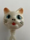 Vintage chaton/chat plastique bébé hochet yeux bleus -4 pouces de long, fabriqué à Hong Kong 21