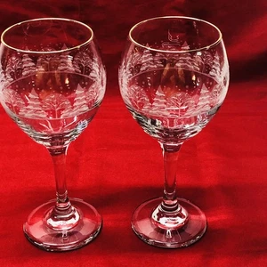 Juego de 2 copas de vino Arby’s Libbey nieve árboles esmerilados borde dorado escena de invierno 7,7 - Imagen 1 de 7