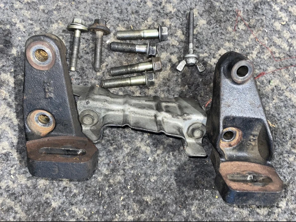 Комплект кронштейнов гидроусилителя руля 94-01 Acura Integra верхний и нижний B18b1 LS RS GS от оригинального производителя - Изображение 1 из 1