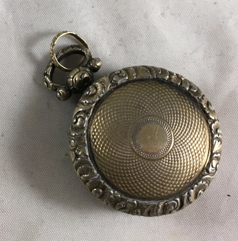 George III Silver Gilt Locket Vinaigrette Thomas Edwards London 1822 AEZX Cover