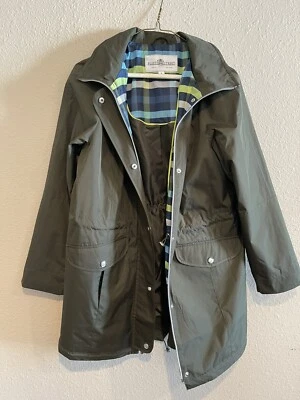 Women  Small Fleet Street Olive Green Hooded Wind Breaker/Jacket Long - Image 1 of 4