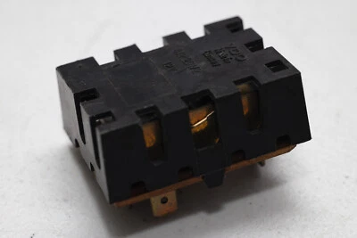 VDO VW Volkswagen B1 Dasher Audi Fox FUEL gauge REGULATOR exciter VIBRATOR Foto 1 de 3