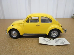 1967 Beetle VW Volkswagen FRANKLIN MINT 1/24 diecast LOOSE Yellow B5 - Picture 1 of 11