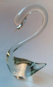 Elegant Great City Traders Glass Swan Signed 1982 8.5 inches - Picture 1 of 7