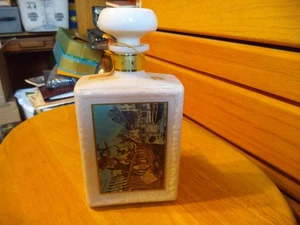 Americana Milk Glass Decanter, Boston Tea Party, 1968 Dant & Butcher, US History - Picture 1 of 6