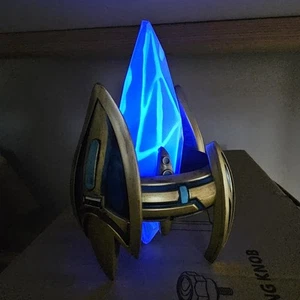 Starcraft II Protoss Pylon Desktop Power Station Thinkgeek LIGHTS UP! TESTED - Picture 1 of 4