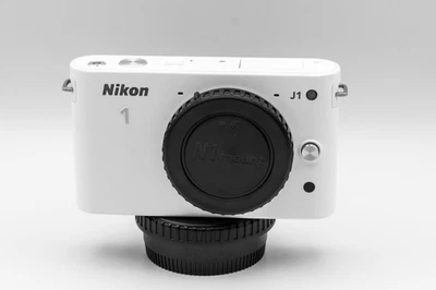 Nikon 1 J1 Ottime condizioni - Perfettamente funzionante - Bild 1 von 2