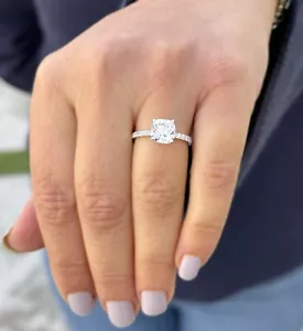 SIMULIERTER DIAMANT-VERLOBUNGSRING IM KISSENSCHLIFF 14 KARAT MASSIV WEISSGOLD BRAUT 2,20 KT - Bild 1 von 10