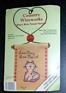 Love Me, Love My Cat Towel Hanger Kit NEW - Picture 1 of 2