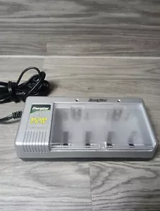 Energizer rechargable Station(AAA,AA,C,D,9V) Pre-owned - Picture 1 of 4