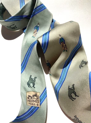 HERMES VINTAGE CAMELLO DESIERTO MONTAR CORBATA RAYAS GAMA ALTA FRANCIA GRIS Foto 1 de 4