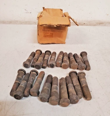 20 Quantity of Studs DLA500-78-P | 5307-00-848-1785 (20 Qty) - Image 1 of 4