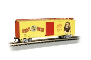 16612 Bachmann HO Gauge Ringling Bros. and Barnum & Bailey Lion Box Car - Picture 1 of 1