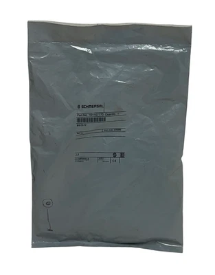 SCHMERSAL BNS 33-11Z / 101107770 MAGNETIC CODED SAFETY SENSOR 100VAC/DC 10W NSFS - Image 1 of 2