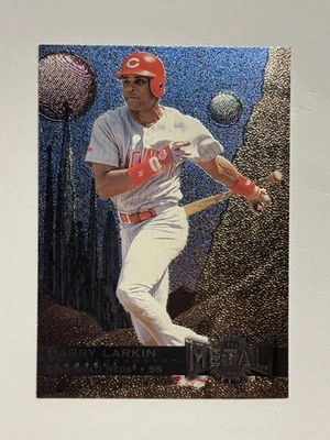 Fleer Metal Universe 1996 Barry Larkin #149 Salón de la fama Foto 1 de 2