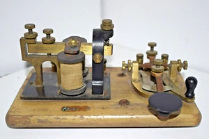 Signal Electric Mfg. Co. Antique Telegraph Key & Sounder 4 Ohms Vintage - Zdjęcie 1 z 10