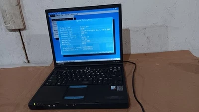 Vintage Compaq Evo N610c Laptop intel Pentium 4 @ 1.60 GHz 14" LCD Screen, Parts - Image 1 of 4