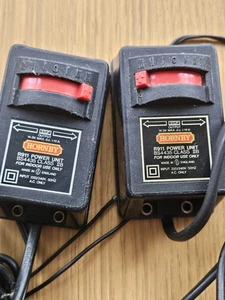 Hornby R911 Controller x 2 TESTED & WORKING WITH PLUGS LOOK - Picture 1 of 5