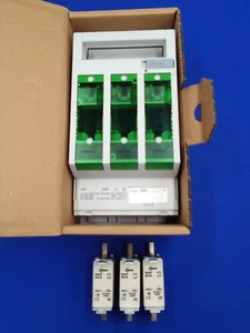 Weber Silas HRC Fuse Disconnector 3 pole + 3 Fuses 80A max NH00 Solar Battery - Picture 1 of 7