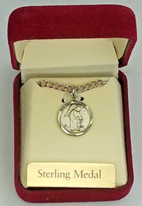 Sterling Silver Guardian Angel Engraved Medal Pendant on 18 Inch Chain Necklace - Picture 1 of 3