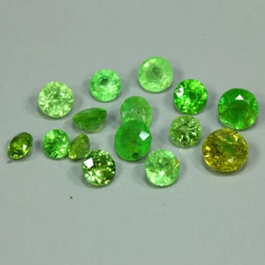10.54 Cts_Wholesale_100 % Natural Demantoid-Andradite Green Garnet_Namibia - Picture 1 of 3