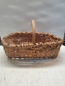 Vintage Antique Hand Woven Basket Berry Egg Produce Basket  - Picture 1 of 8