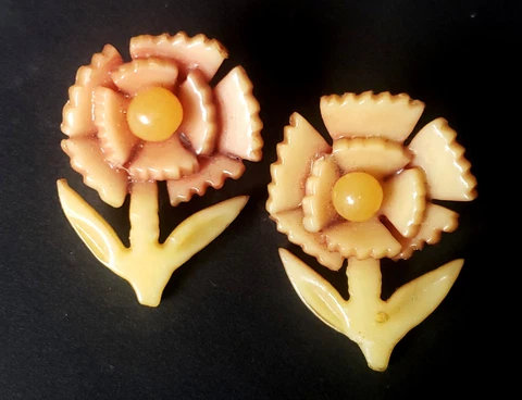 2 Vintage Celluloid Flower Buttons 1&3/16" Cover