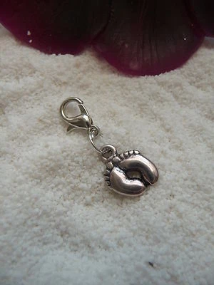 👣 Charm Babyfüße Bettel Armband Geschenk Anhänger Fuß Fuss Geburt Baby Taufe - Bild 1 von 3