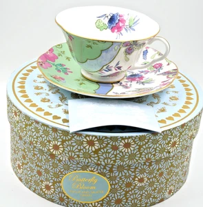 NEU VERPACKT WEDGWOOD SCHMETTERLING BLÜTE TEETASSE & UNTERTASSE UNBENUTZT MINT KNOCHEN CHINA - Bild 1 von 5