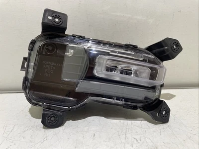 Luz antiniebla LED completa pasajero derecho OEM 9112 2023-2025 Kia Sportage X-Line Foto 1 de 4