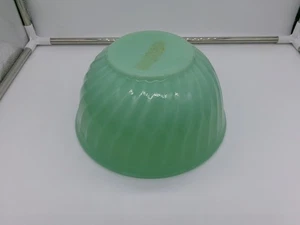 Vintage Fire King Jadeite Swirl 8" Mixing/Serving Bowl Oven Ware - Picture 1 of 6