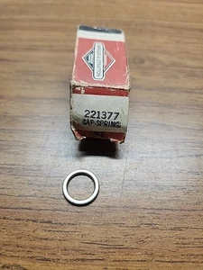 NOS OEM Briggs & Stratton Cap-Spring. Part 221377. - Picture 1 of 1