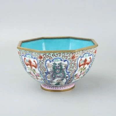 Exquisito cuenco chino hecho a mano esmalte de cobre dragón Foto 1 de 4
