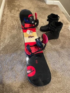 Rossignol District Black/Red 155cm Snowboard/bindings with Maysis Black Mens 10. - Picture 1 of 7